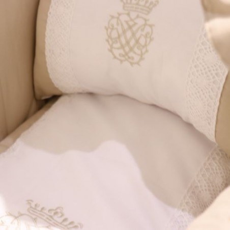 Berço com rodapé - Medalhão - César Azul Marinho