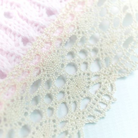 Meine erste Decke – rosa und creme