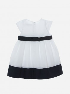 Vestido pequeño blanco y... 2