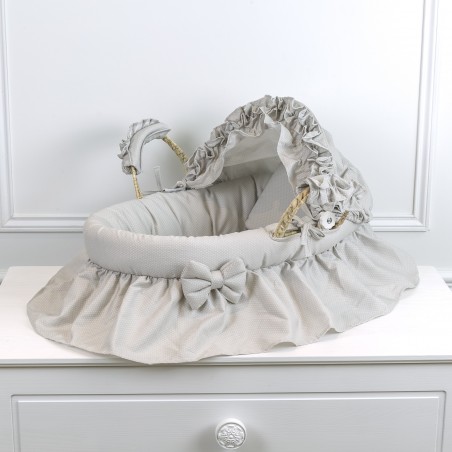 Elfenbeinfarbenes Puppenwiege