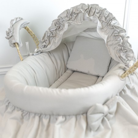 Elfenbeinfarbenes Puppenwiege