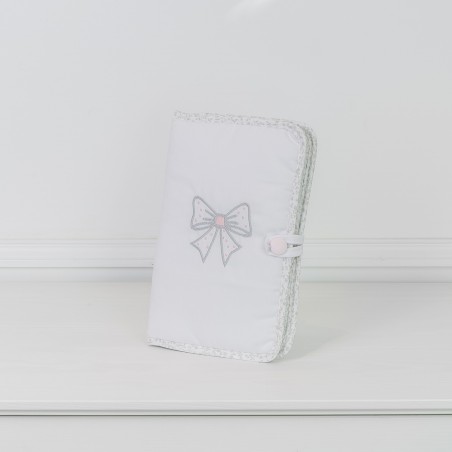 Cover des Gesundheitsbuchs – Noeud Couture Collection